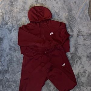 Men's Nike jogging outfit top and bottom